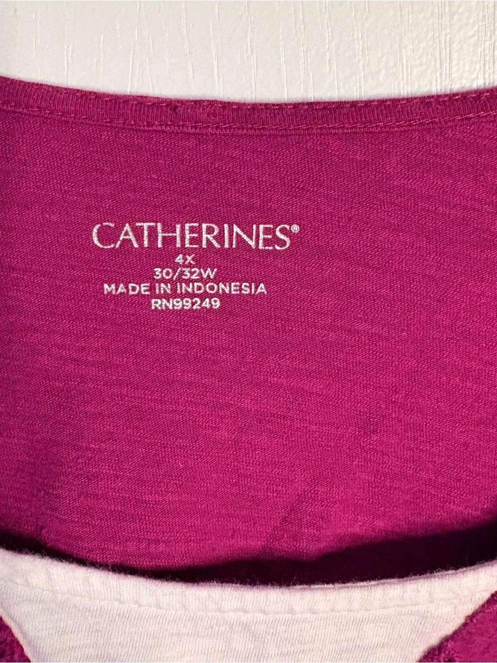 Catherine’s 4X Orchid Knit 100% Cotton V-Neck Eyelet Yoke Short Sleeve Top - Picture 3 of 7